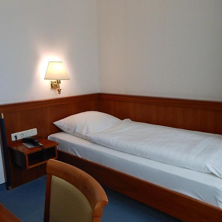 Hotel Pfeffermuehle Borchen Extérieur photo