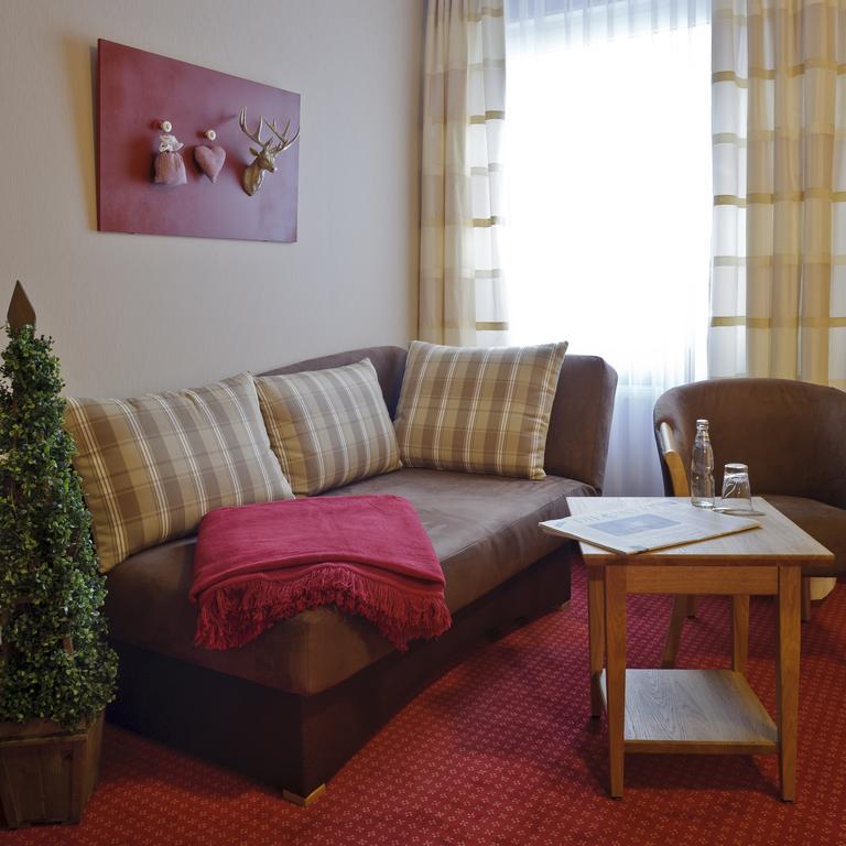 Hotel Pfeffermuehle Borchen Extérieur photo