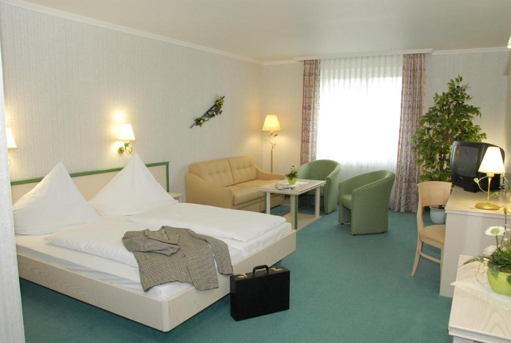 Hotel Pfeffermuehle Borchen Chambre photo