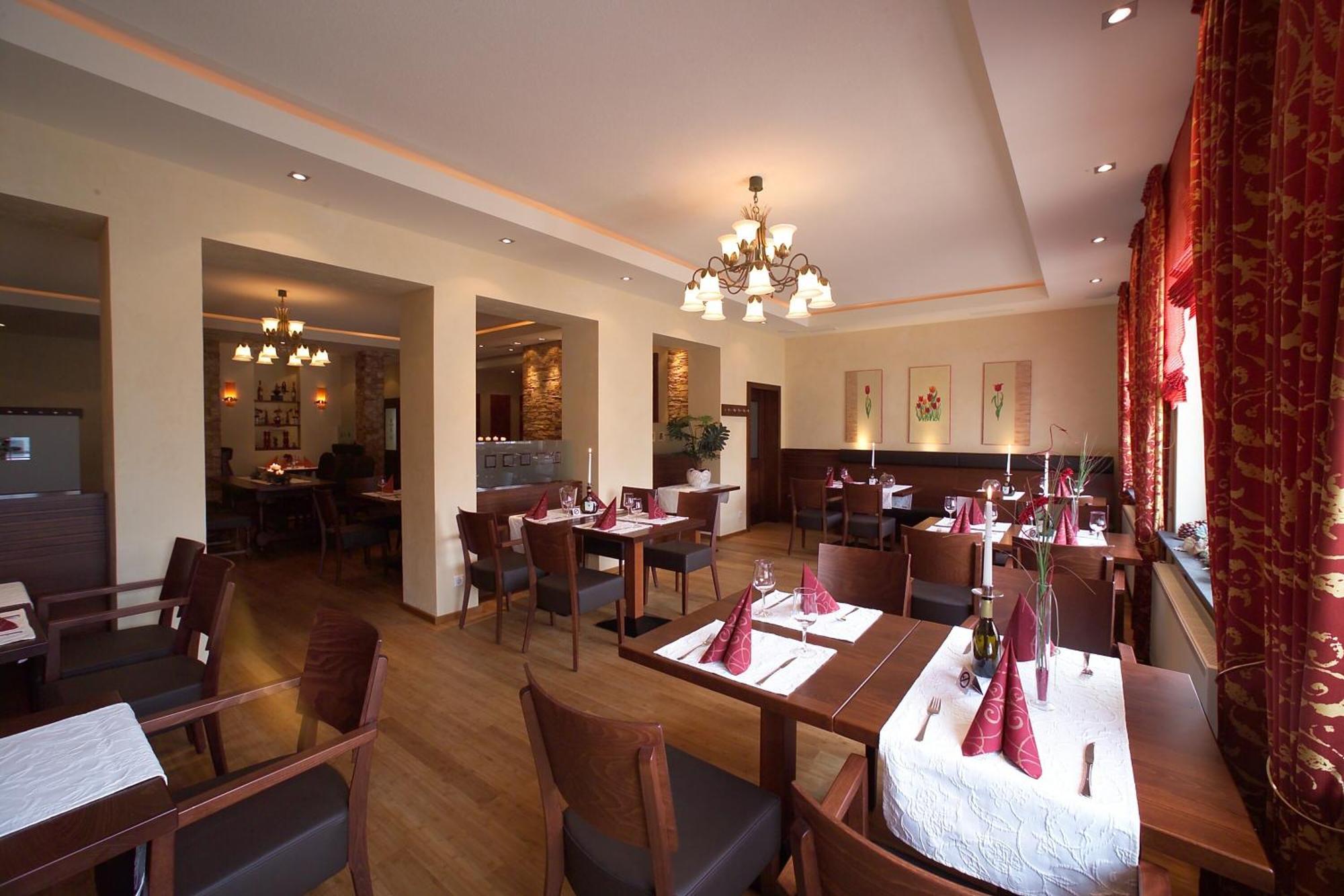 Hotel Pfeffermuehle Borchen Extérieur photo